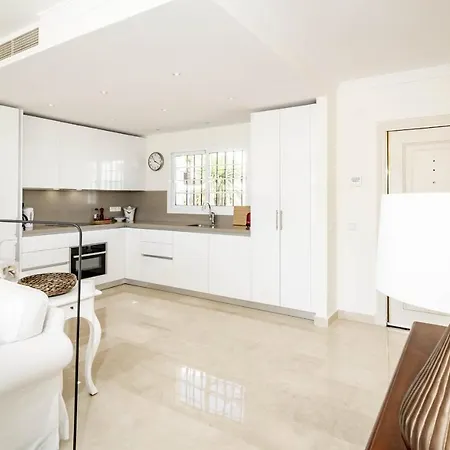 Apartment Ap116 - Casa Aloha I By Roomservices *